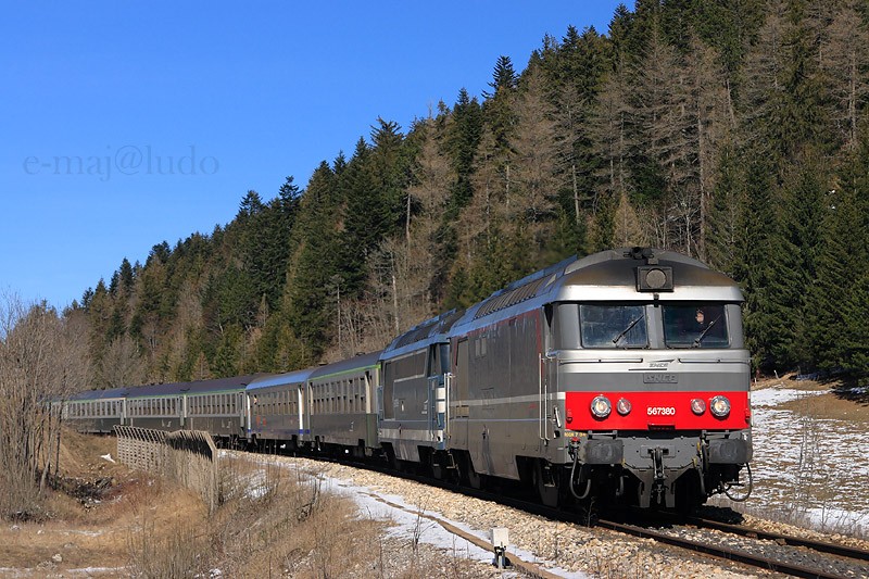 BB 67380(3).JPG